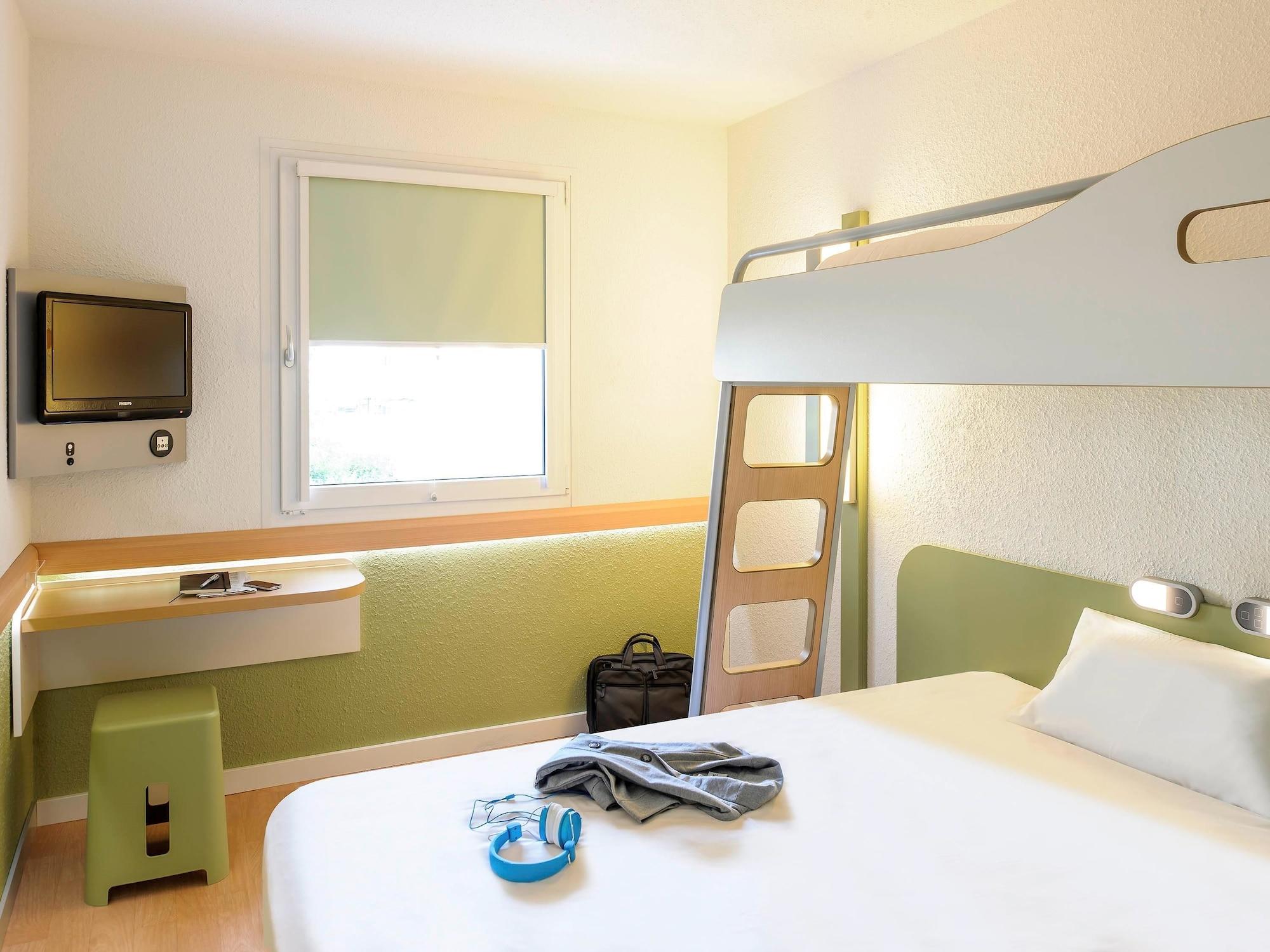 Ibis Budget Centre Hotel 2*